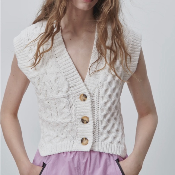 Zara Jackets & Blazers - Zara Knit Vest with Buttons Size M